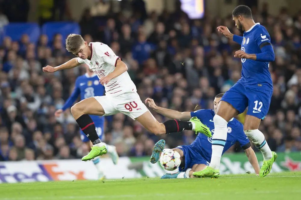 优异成绩的 优异成绩的