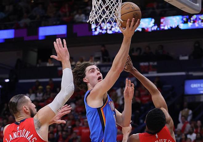 和其他队员 和其他队员